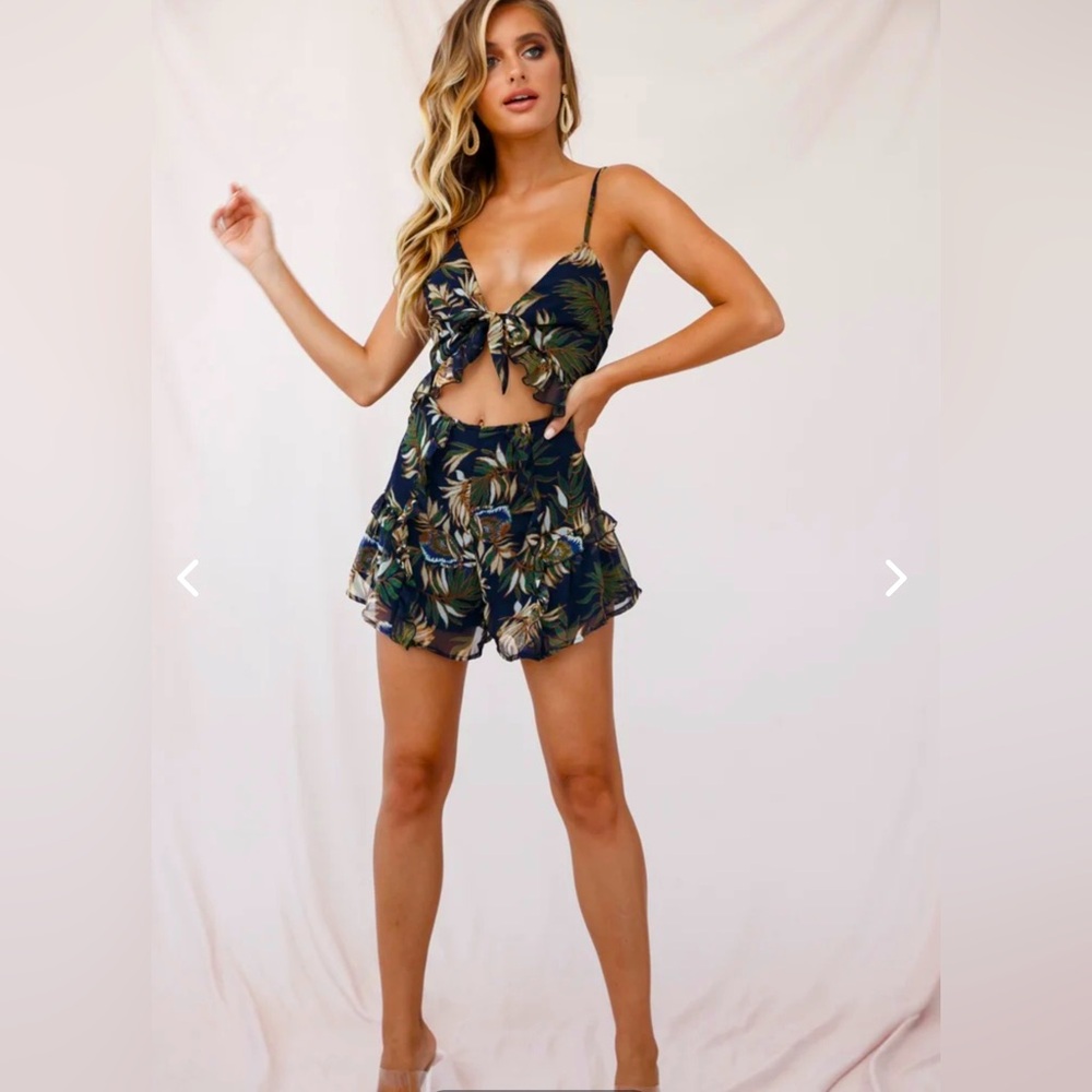 SELFIE LESLIE CANCUN CUT-OUT BUST TIE ROMPER NAVY - SIZE SMALL